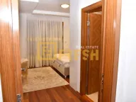 Izdavanje, četvorosoban stan, 140m², Centar, Podgorica - image 18