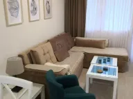 Izdavanje, dvosoban stan, 80m², Centar, Tivat - image 2