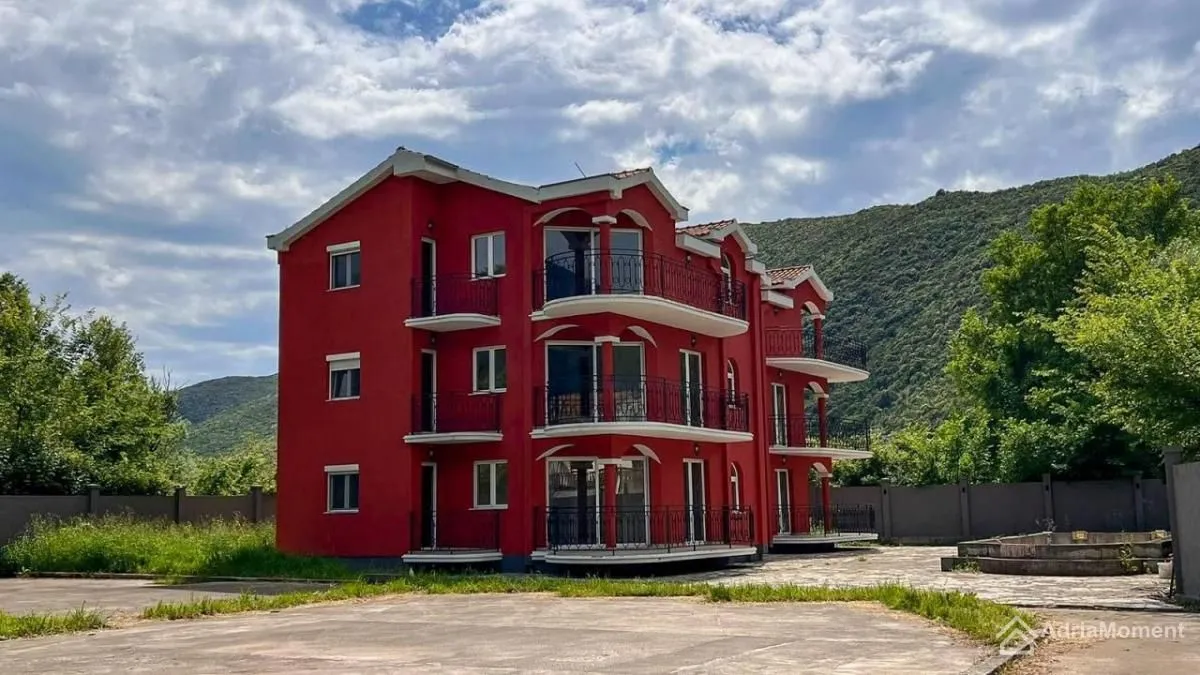 Prodaja, dvosoban stan, 79m², Kotor, Crna Gora