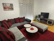 Izdavanje, dvosoban stan, 74m², City Kvart, Podgorica - image 1