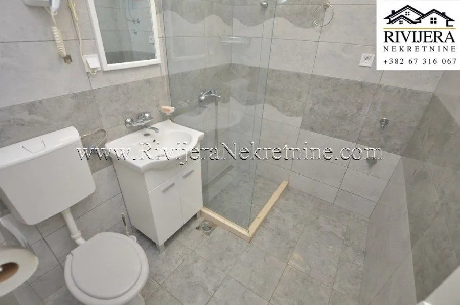Prodaja, stan, 56m², Baošići, Herceg Novi