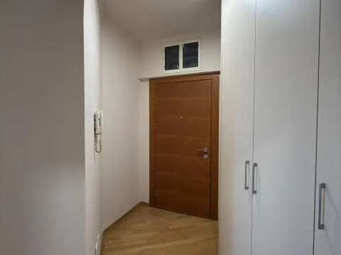 Prodaja, jednosoban stan, 50m², Centar, Podgorica - image 4