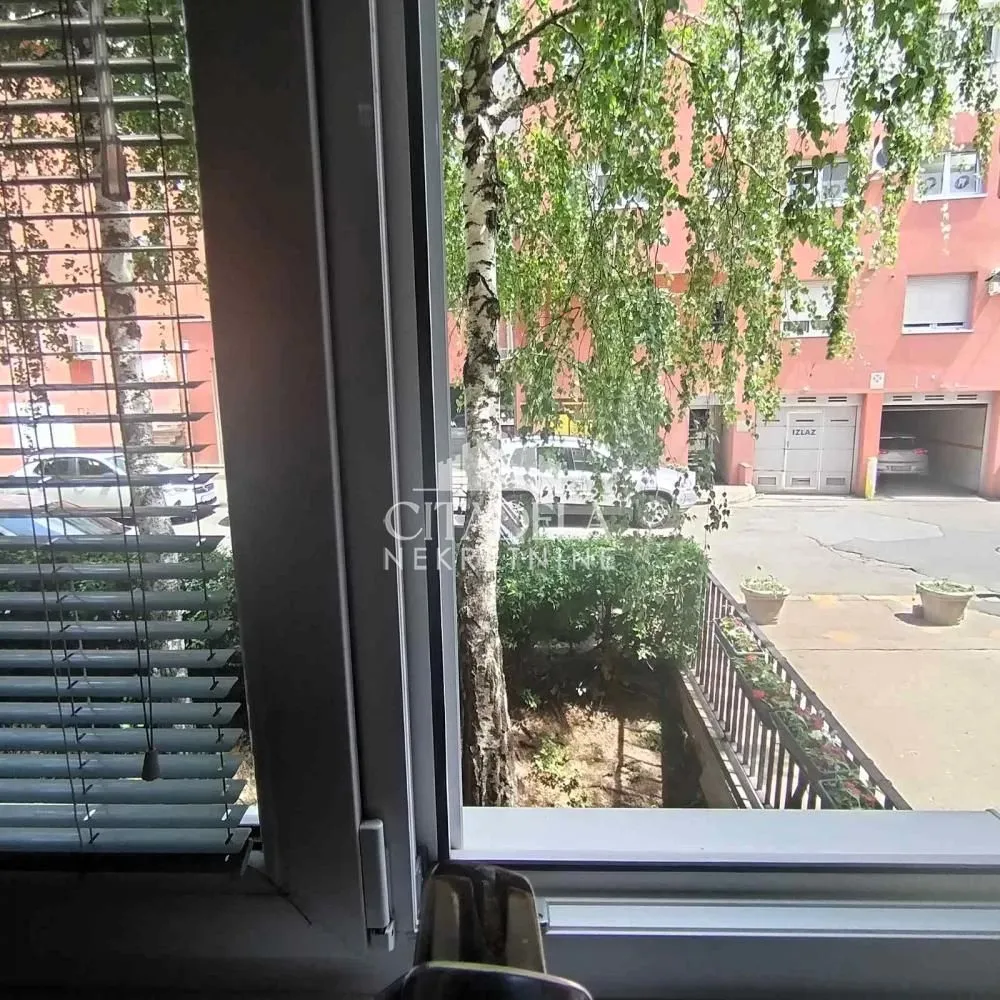 Rent, two bedroom apartment, 50m², Čukarica, Beograd