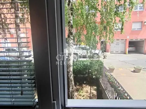 Rent, two bedroom apartment, 50m², Čukarica, Beograd - image 11