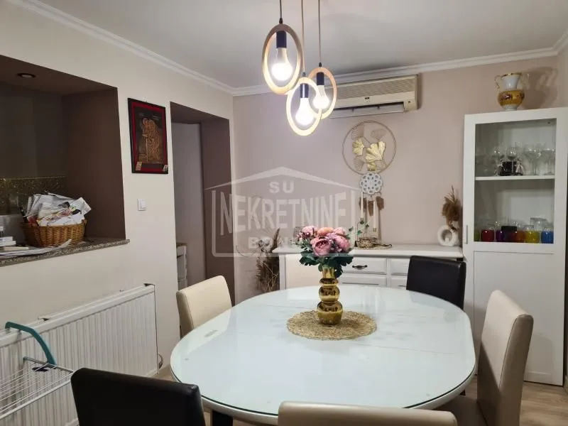 Prodaja, kuća, 150m², Makova Sedmica, Subotica