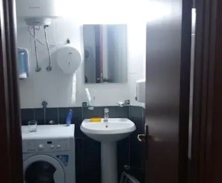 Izdavanje, kuća, 88m², Autobuska stanica, Podgorica - image 9