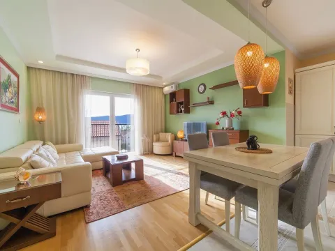 Sale, two bedroom apartment, 90m², Tivat, Crna Gora - image 9