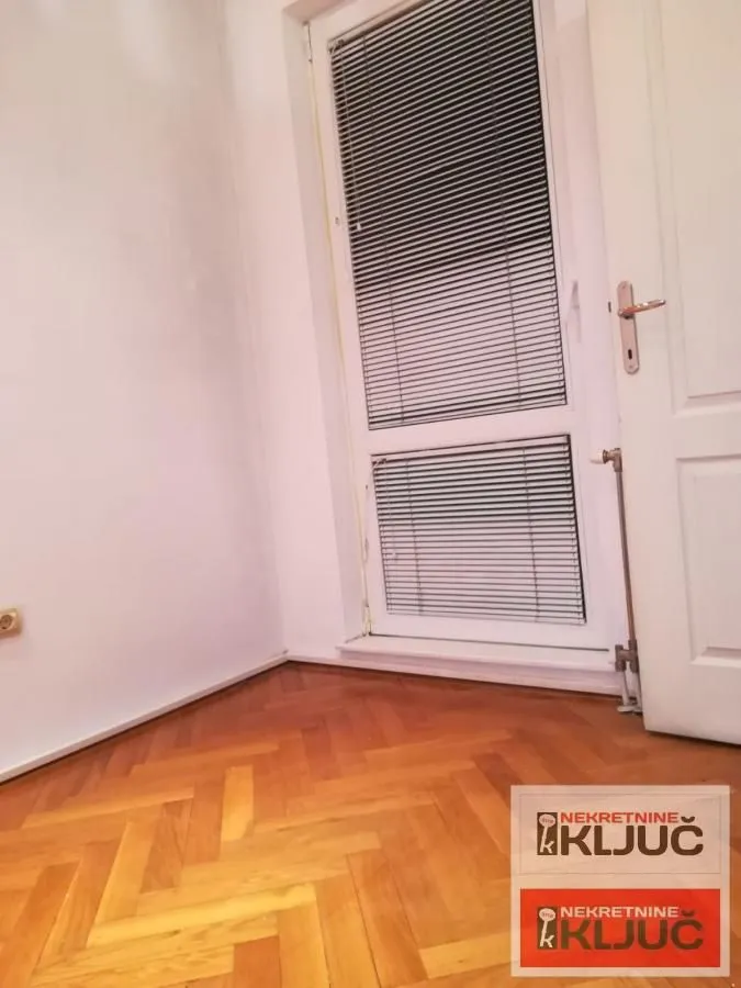 Prodaja, dvosoban stan, 46m², Bulevar Oslobodjenja, Novi Sad Sve Podlokacije
