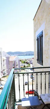 Sale, apartment, 60m², Tivat, Crna Gora - image 1
