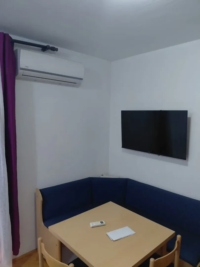 Rent, studio apartment, 27m², Stari Aerodrom, Podgorica
