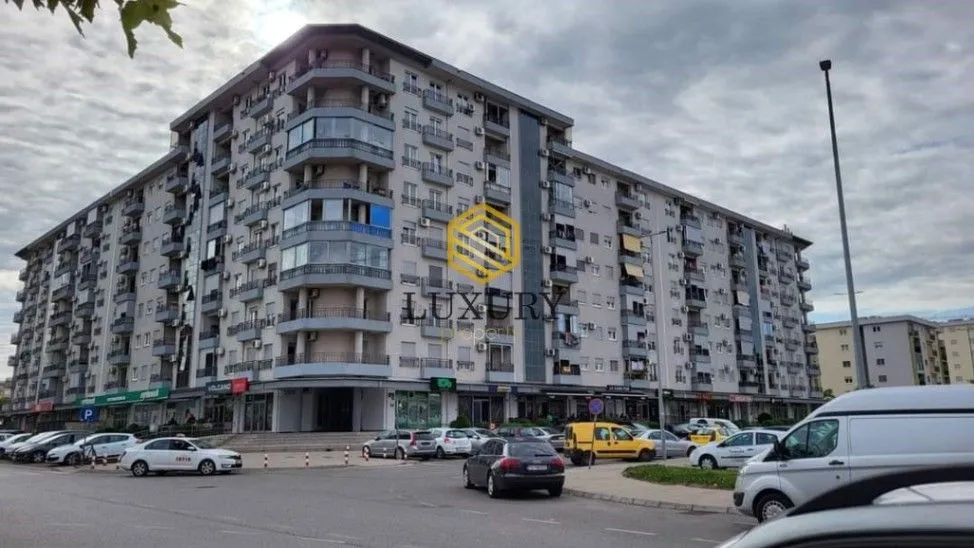 Izdavanje, dvosoban stan, 70m², Zabjelo, Podgorica