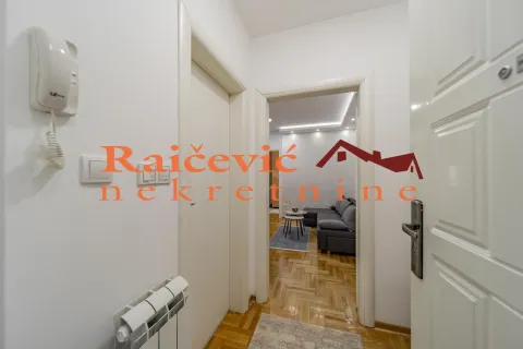 Rent, one bedroom apartment, 30m², Altina, Beograd - image 9