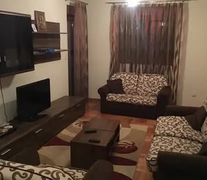 Izdavanje, jednosoban stan, 45m², Stari Aerodrom, Podgorica - image 1