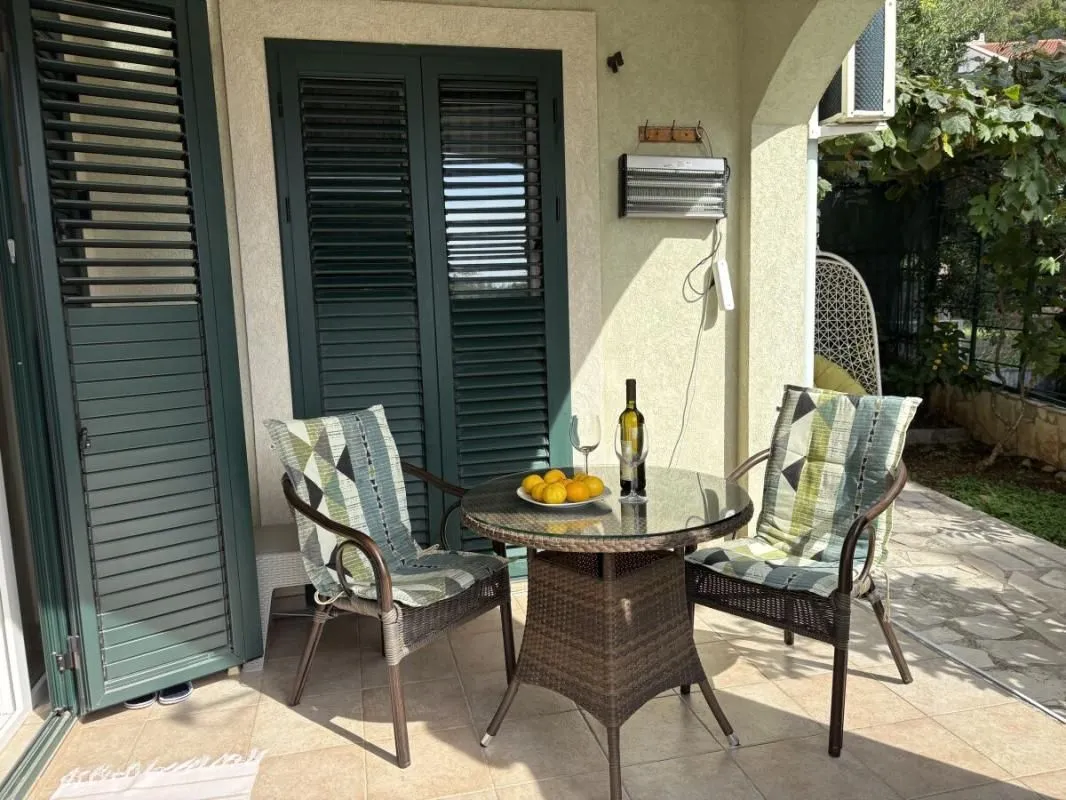 Sale, one bedroom apartment, 48m², Petrovac, Budva