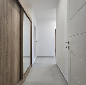 Prodaja, dvosoban stan, 71m², Gorica C, Podgorica - image 15
