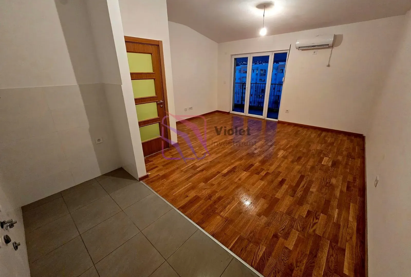 Prodaja, dvosoban stan, 72m², Stari Aerodrom, Podgorica