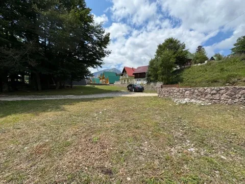 Zemljište in Radovići