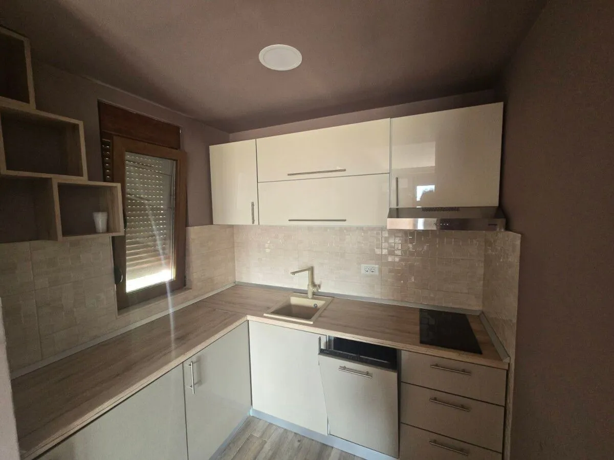 Prodaja, jednosoban stan, 44m², Centar, Herceg Novi