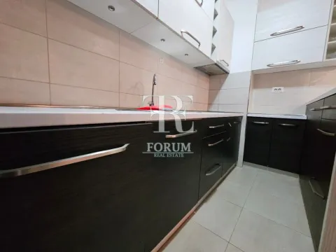 Rent, two bedroom apartment, 65m², City Kvart, Podgorica - image 5