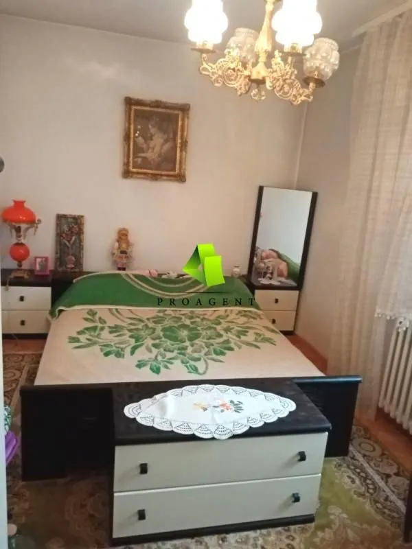 Prodaja, četvorosoban stan, 80m², Palilula, Niš