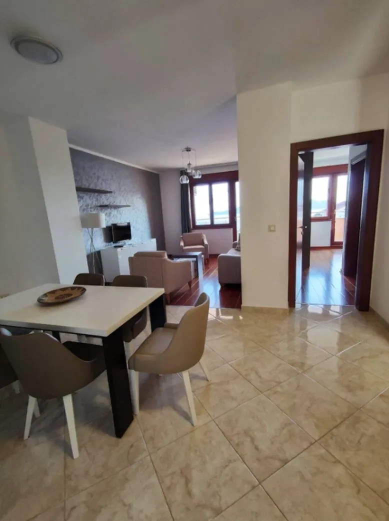 Rent, apartment, 70m², Bečići, Budva