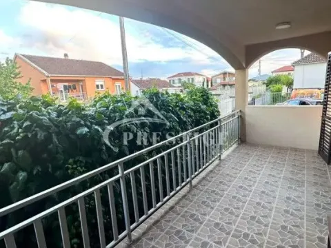 Izdavanje, kuća, 160m², Gornja Gorica, Podgorica - image 5