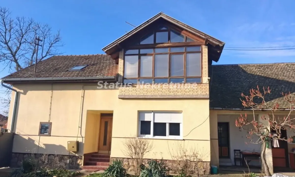 Prodaja, kuća, 200m², Futog, Novi Sad Sve Podlokacije