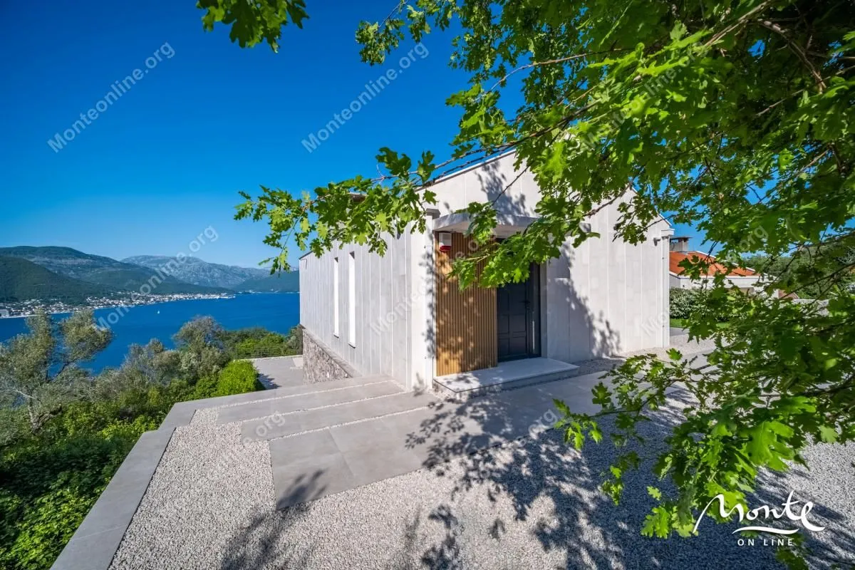 Prodaja, kuća, 173m², Krašići, Tivat