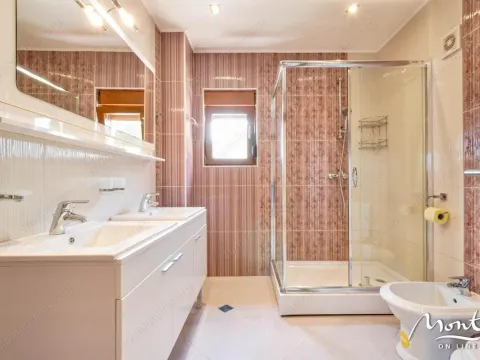 Prodaja, kuća, 227m², Zelenika, Herceg Novi - image 23