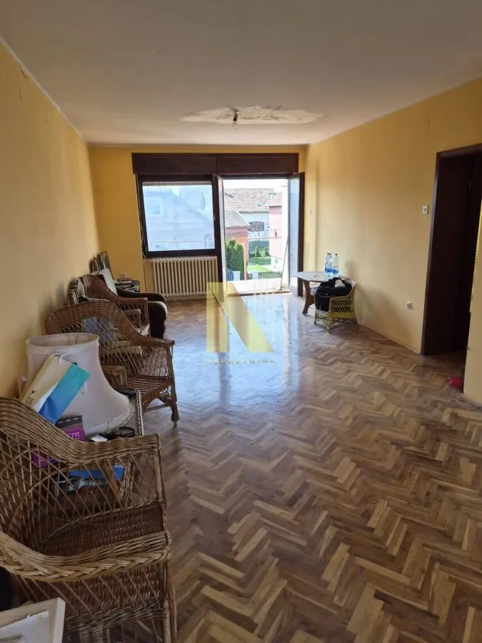 Prodaja, dvosoban stan, 82m², Veternik, Novi Sad Sve Podlokacije