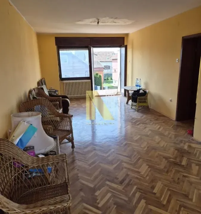 Prodaja, dvosoban stan, 82m², Veternik, Novi Sad Sve Podlokacije