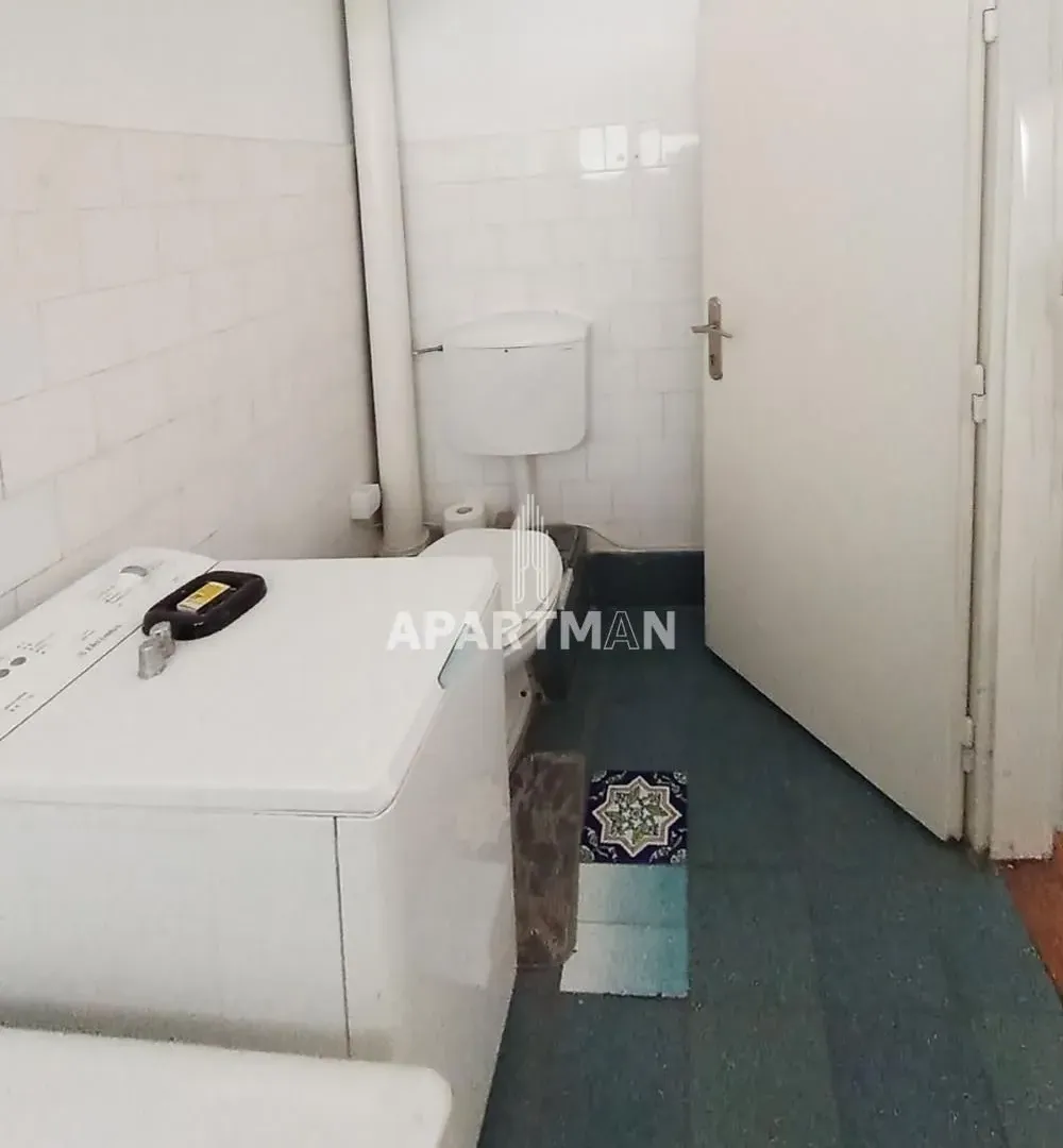 Prodaja, dvosoban stan, 53m², Kalenić Pijaca, Vračar Sve Podlokacije