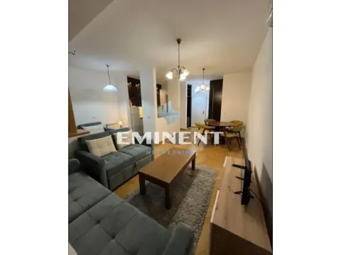 Rent, two bedroom apartment, 55m², Kalenić Pijaca, Vračar Sve Podlokacije - image 2