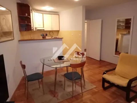 Izdavanje, stan, 40m², Centar, Novi Sad - image 4