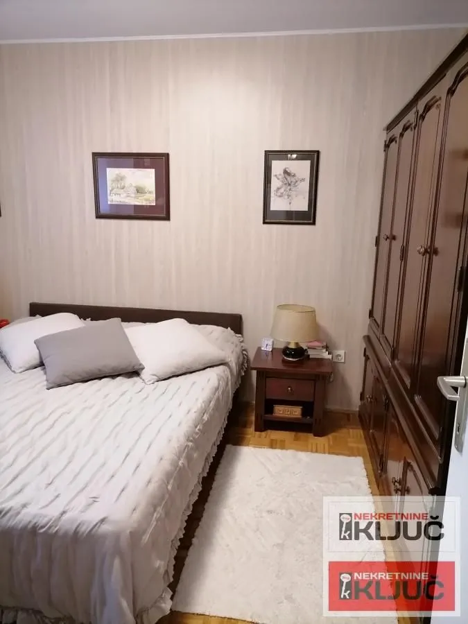 Prodaja, četvorosoban stan, 84m², Novo naselje, Novi Sad