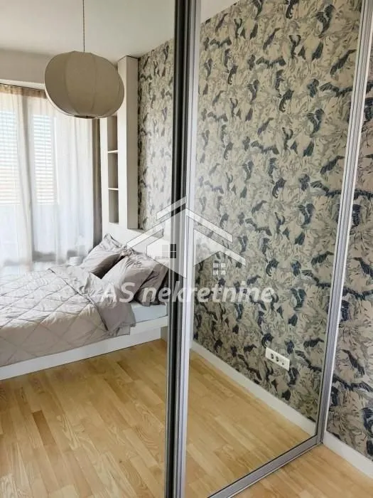 Izdavanje, dvosoban stan, 45m², Stari Grad, Beograd