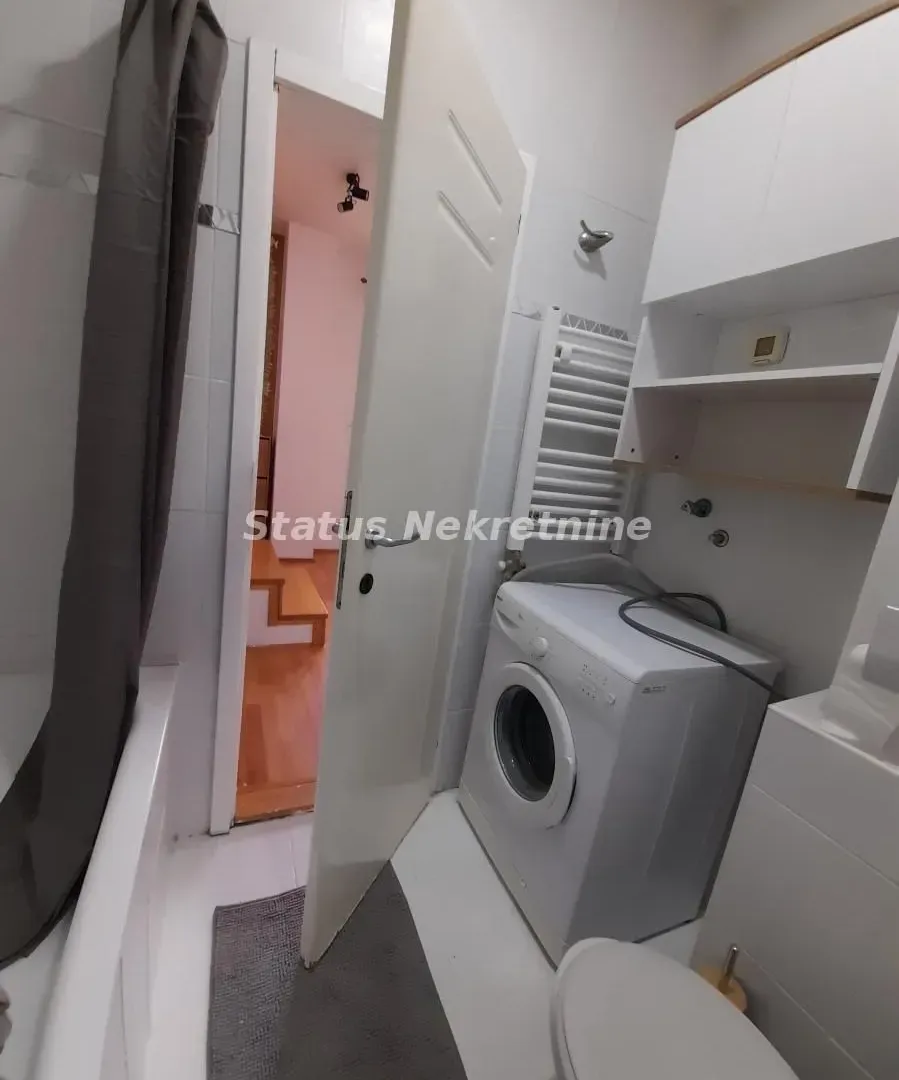 Prodaja, jednosoban stan, 42m², Centar, Novi Sad