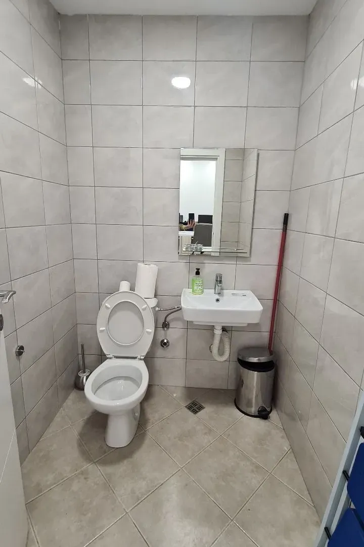 Rent, office space, 98m², Stari Aerodrom, Podgorica
