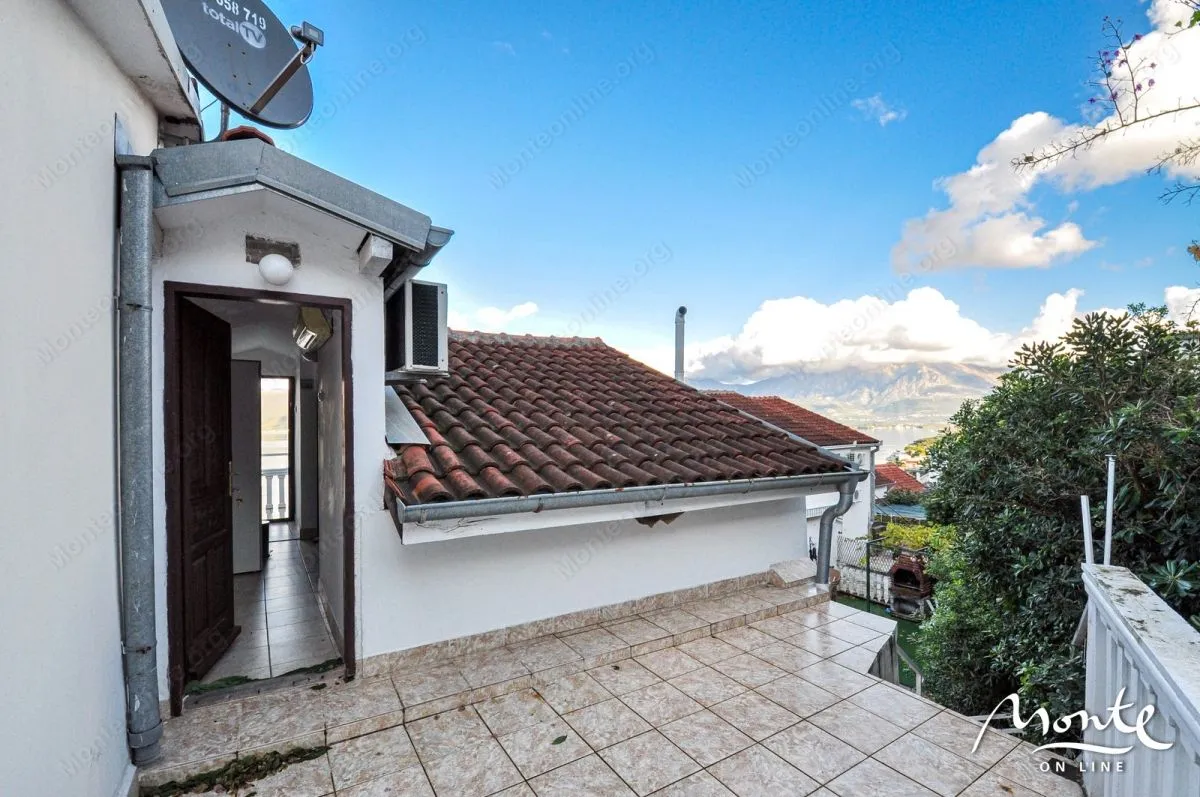 Prodaja, kuća, 168m², Krašići, Tivat