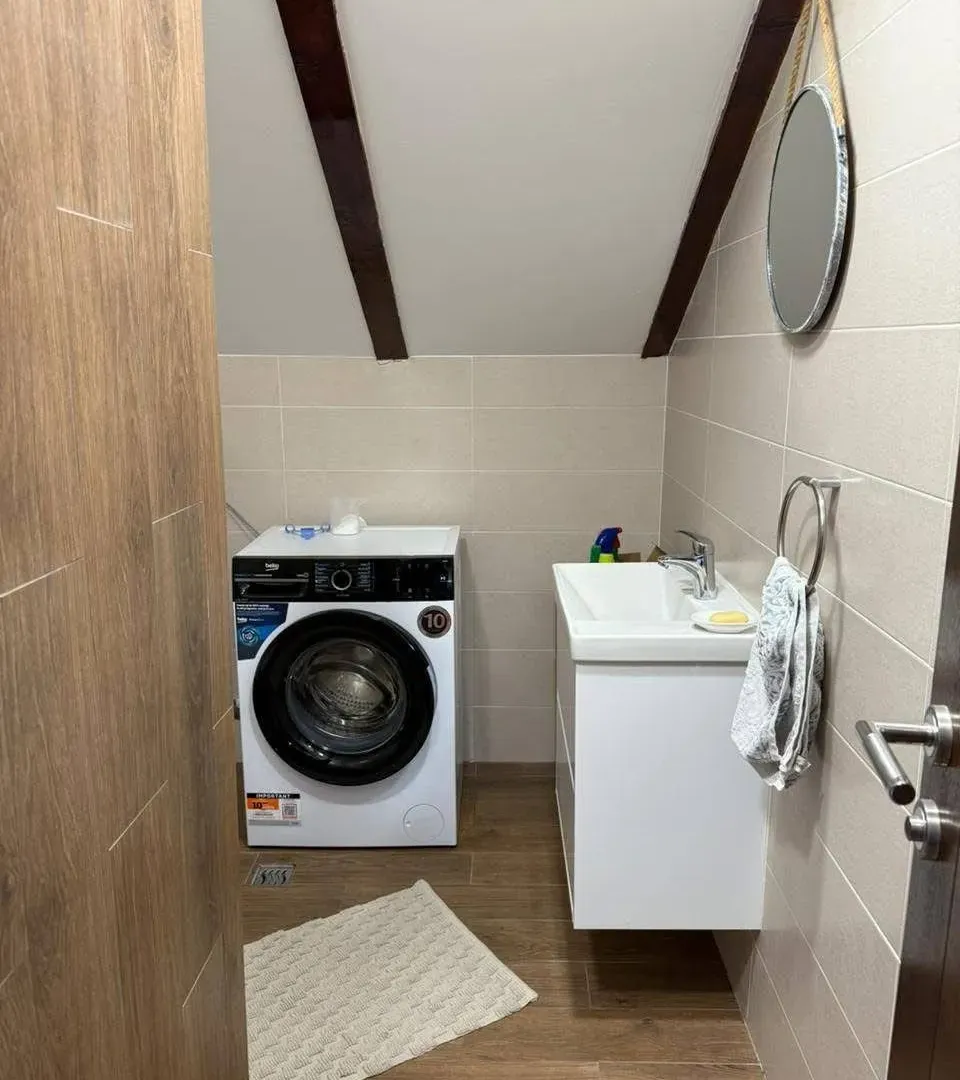 Rent, one bedroom apartment, 50m², Centar, Tivat