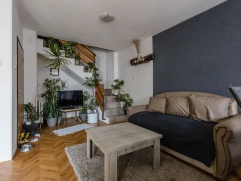 Sale, four bedroom apartment, 96m², Nova Detelinara, Novi Sad Sve Podlokacije - image 2