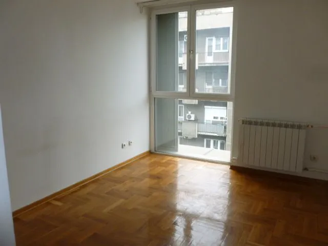 Izdavanje, dvosoban stan, 72m², Palilulska Pijaca, Palilula Sve Podlokacije