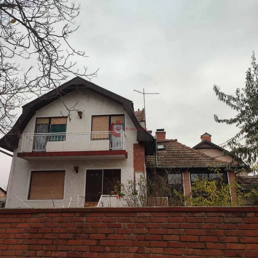 Prodaja, kuća, 202m², Mali Radanovac, Subotica