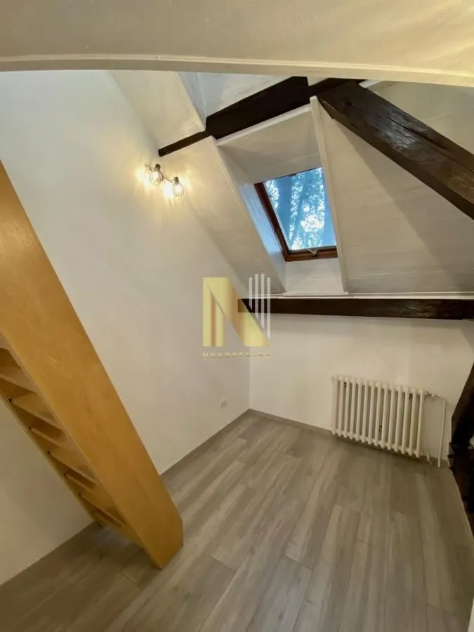 Prodaja, kuća, 199m², Socijalno, Novi Sad Sve Podlokacije