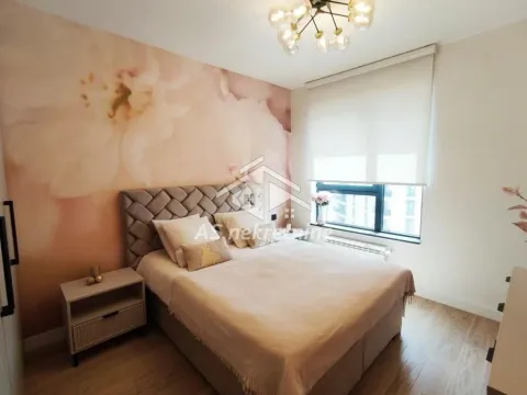 Izdavanje, trosoban stan, 80m², Savski Venac, Beograd - image 15