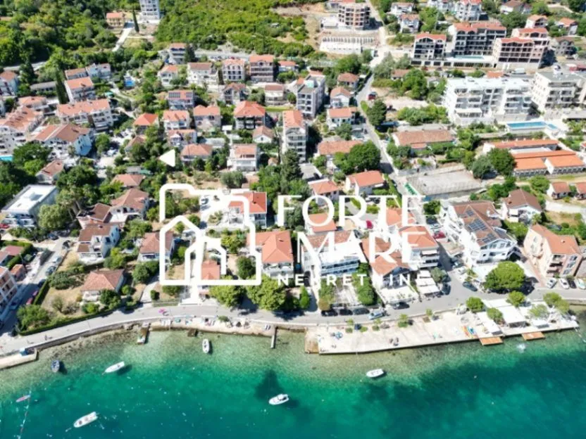 Prodaja, jednosoban stan, 54m², Đenovići, Herceg Novi