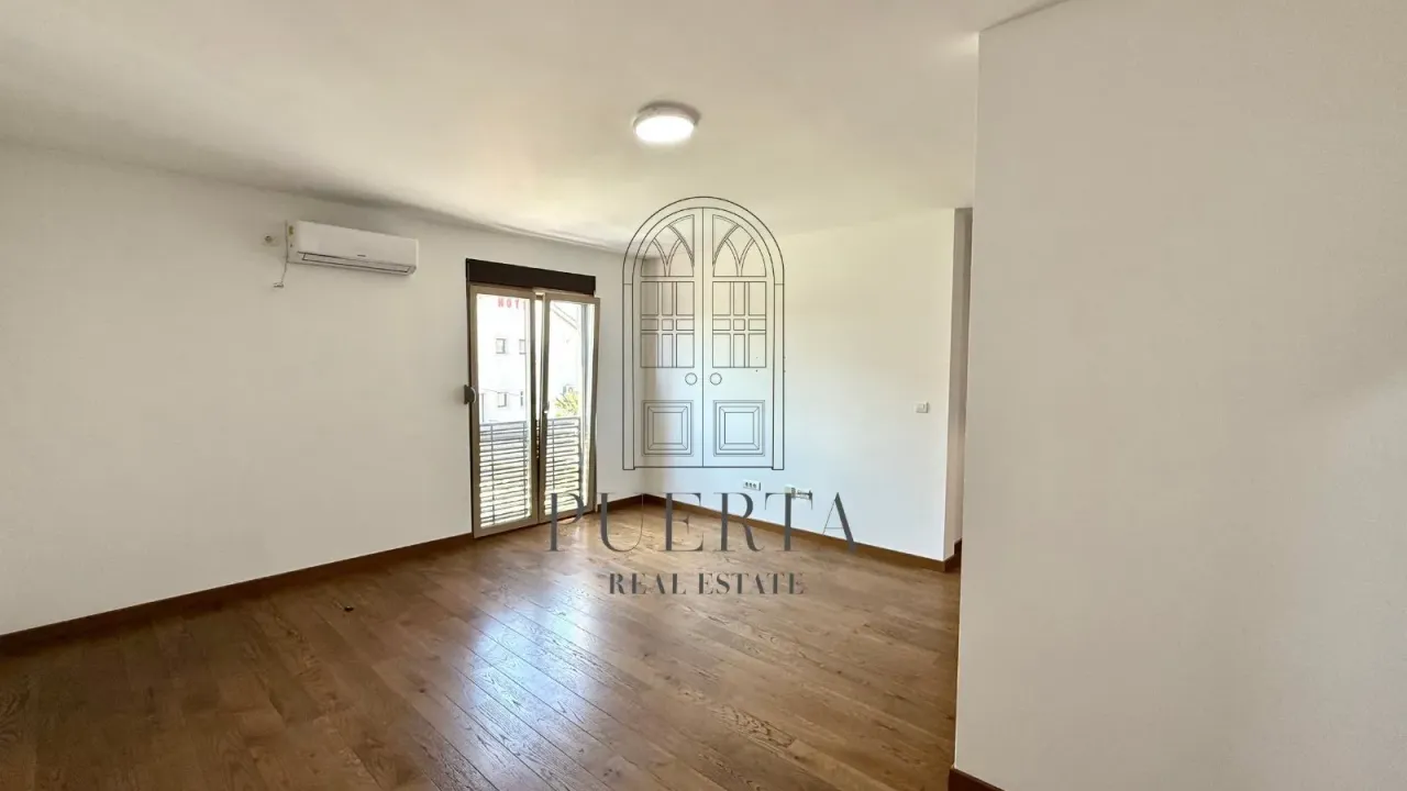 Izdavanje, dvosoban stan, 56m², City Kvart, Podgorica