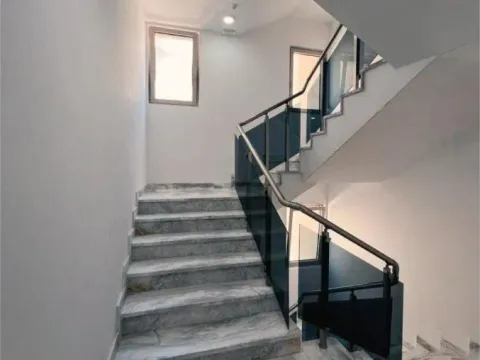 Sale, two bedroom apartment, 62m², Bečići, Budva - image 9