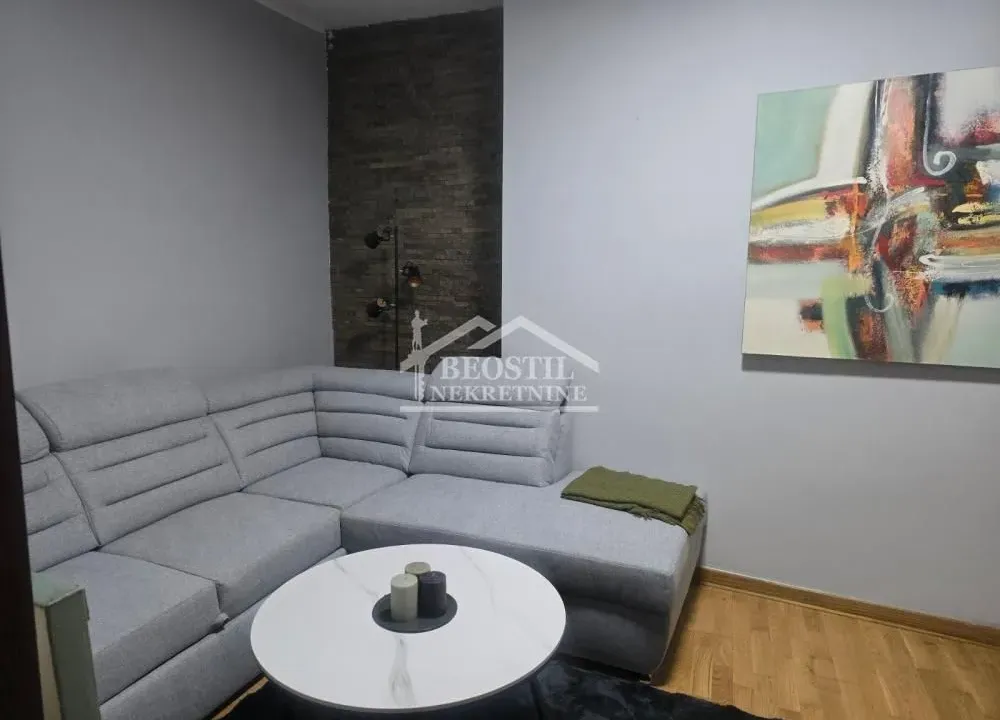 Rent, two bedroom apartment, 60m², Južni Bulevar, Vračar Sve Podlokacije