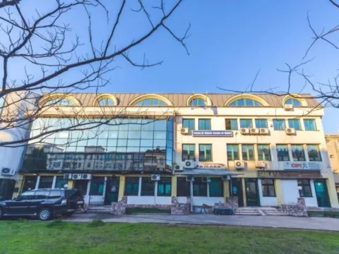 Prodaja, poslovni prostor, 170m², Centar, Podgorica - image 6